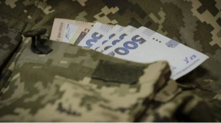 За год количество откликов на вакансии в ВСУ сократилось почти вдвое – исследование