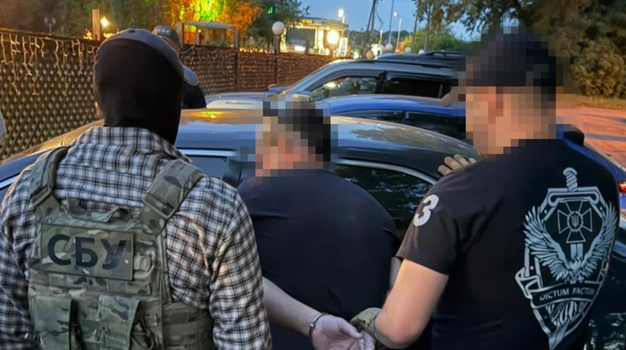 Замовили облити кислотою активіста: Керівник політсили та експосадовець ДСНС планували теракти і вбивства – СБУ