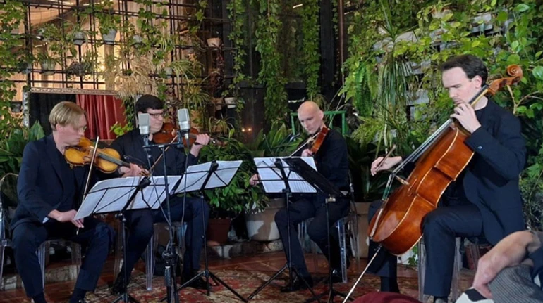 Семенко, бий! Барабань, Шкурупій! Богема наших 1920-х ожила на Книжковій країні