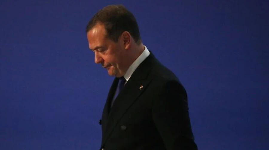 Medvedev so terrified by security guarantees for Ukraine that he’s talking about an apocalypse