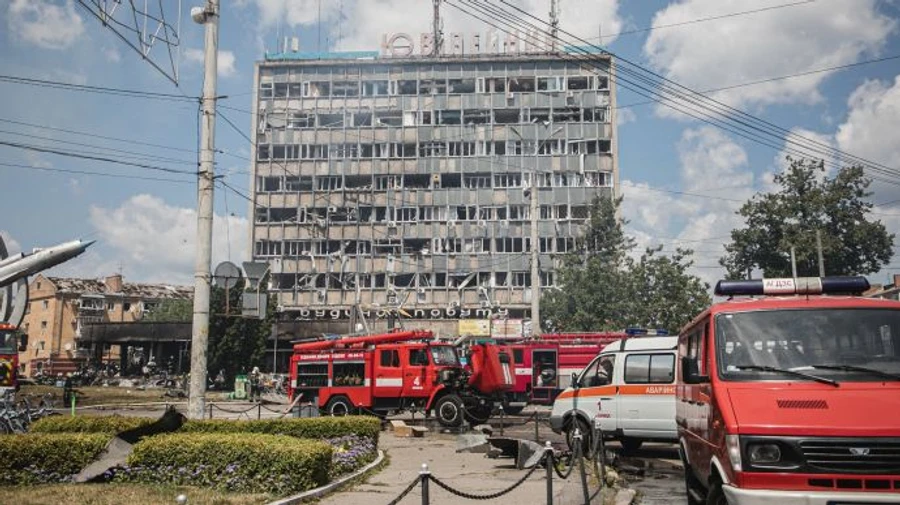 З-під завалів у Вінниці врятували 3 осіб, роботи завершено – ДСНС