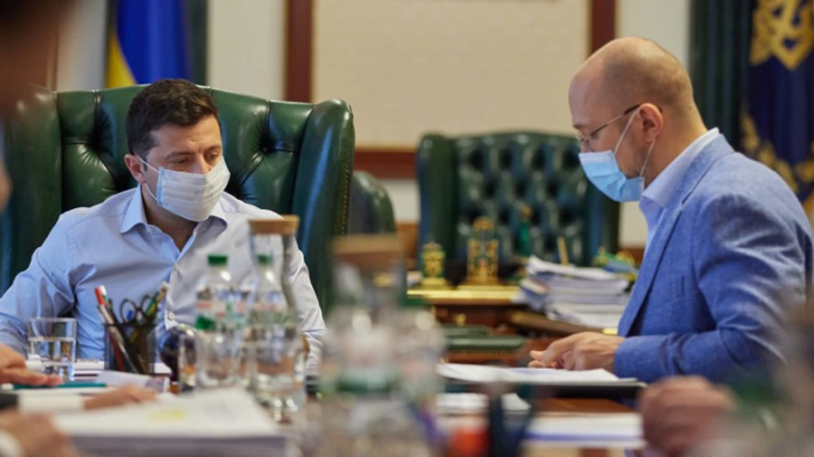 Зеленський вимагає достовірної статистики по COVID