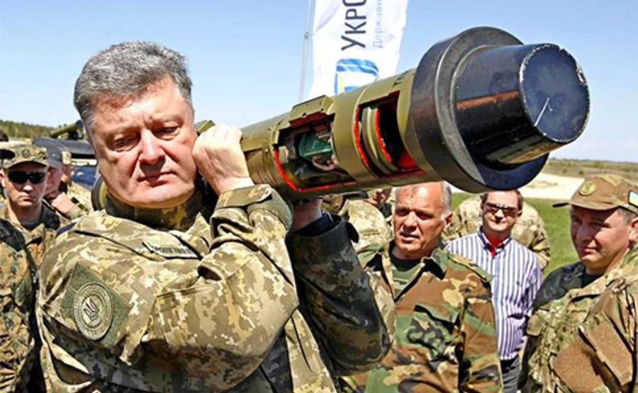 Кому - війна, а кому - мати рідна: NYT написала про корупцію навколо АТО