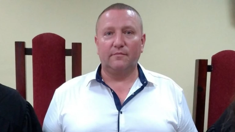 Взяли взятку и обменяли на валюту: на Волыни разоблачили судью с пособником