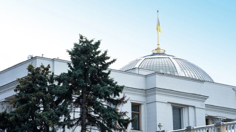 Рада вчергове підтримала продовження воєнного стану і мобілізації