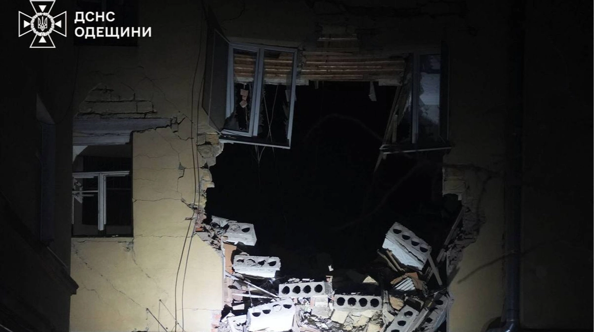 Russians attack Odesa for second night in a row, leaving people injured