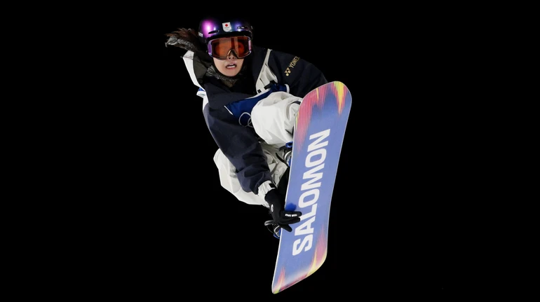 Японская сноубордистка Мурасе завоевала золото в бигейре на Олимпиаде-2026