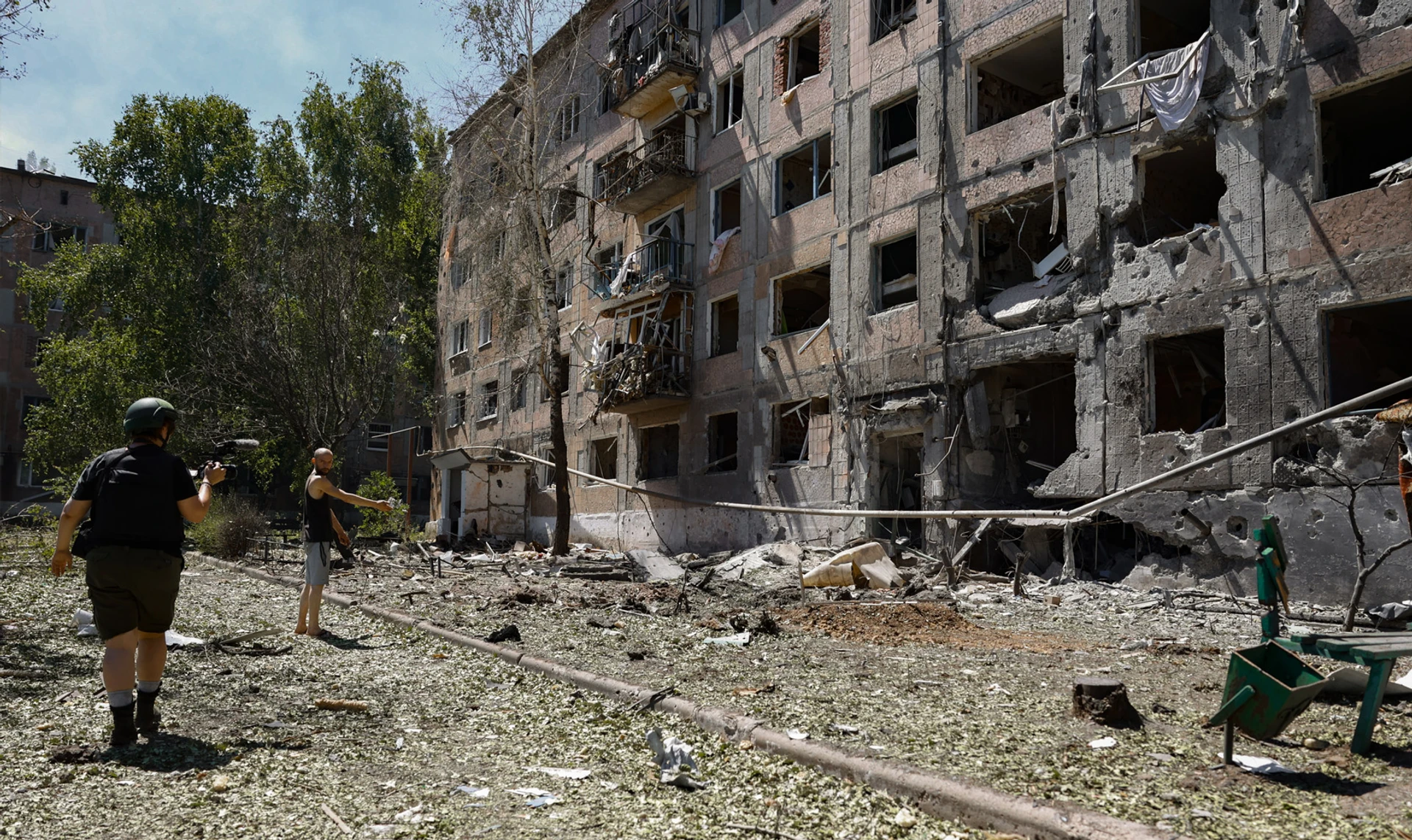 Россия наступает на Нью-Йорк и Торецк и убивает гражданских – фоторепортаж УП