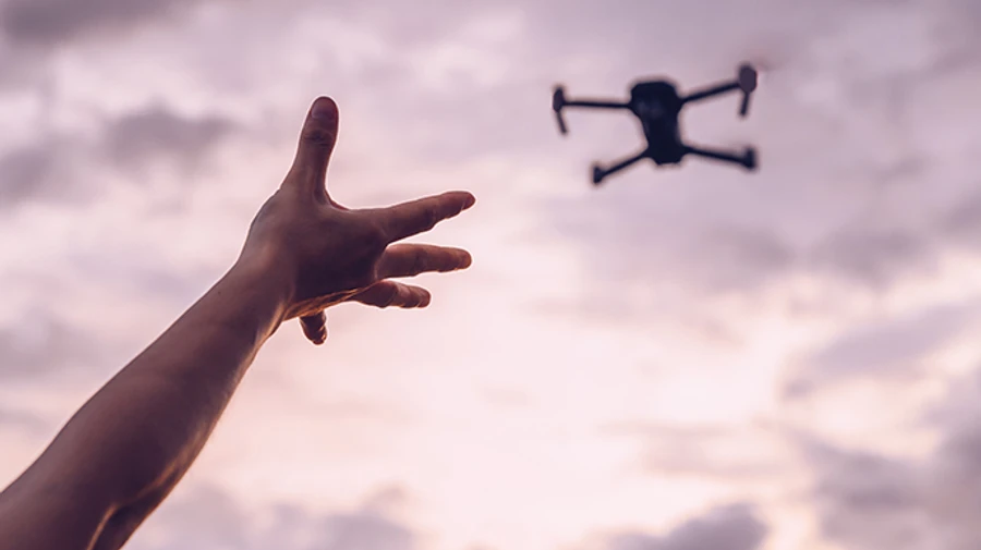 Residents of Moscow and Oblast report unidentified UAVs en masse