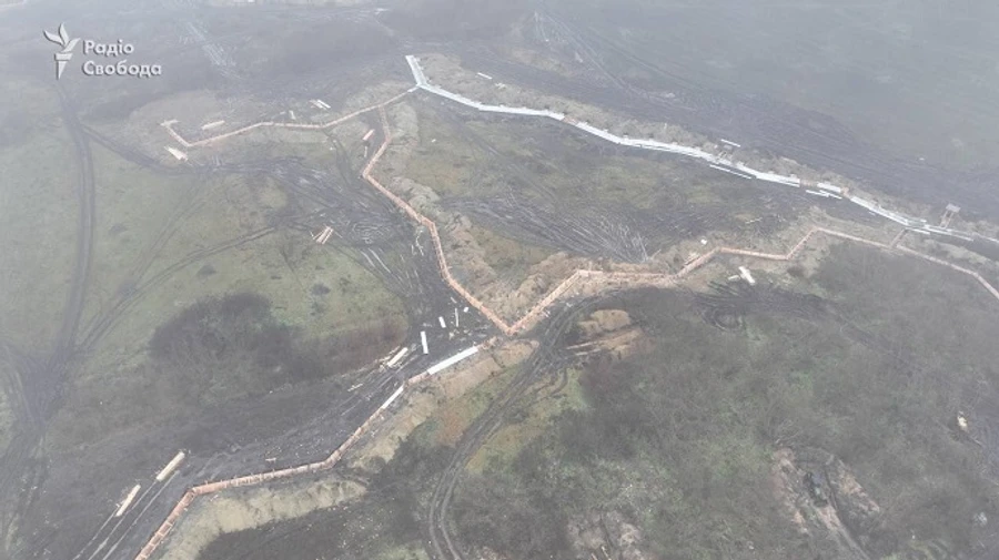 Media shows Russian fortifications near Bakhmut