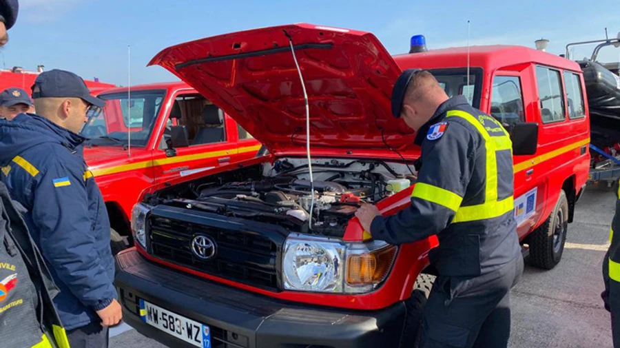 Франція передала Україні понад 1000 тонн допомоги – ОП