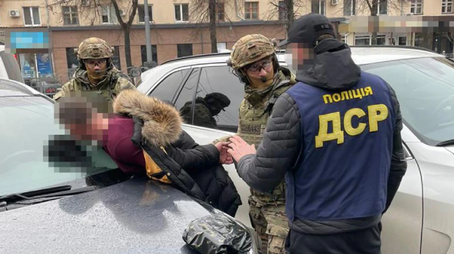 Полиция задержала криминального авторитета: вымогал у предпринимателя рэкетом 250 тыс. долларов