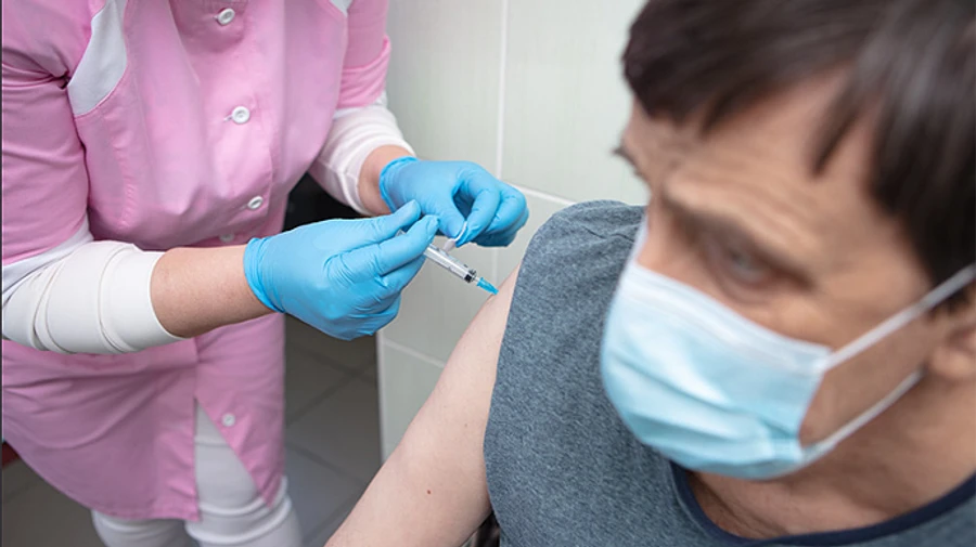 В Україні за добу вакцинували понад 37 тисяч українців 