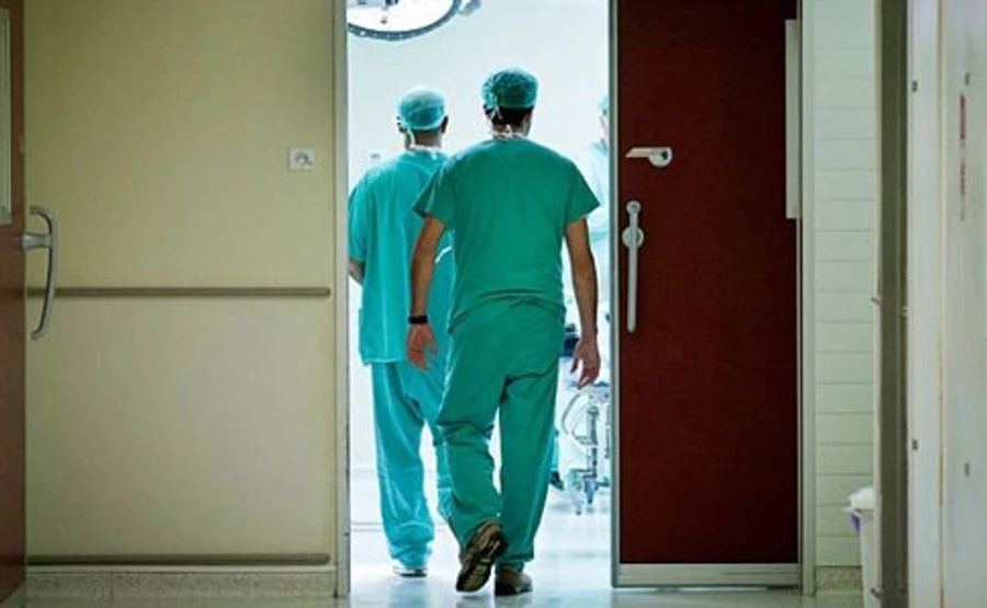 На Прикарпатье в умершей роженицы подтвердился COVID-19, проверяют младенца