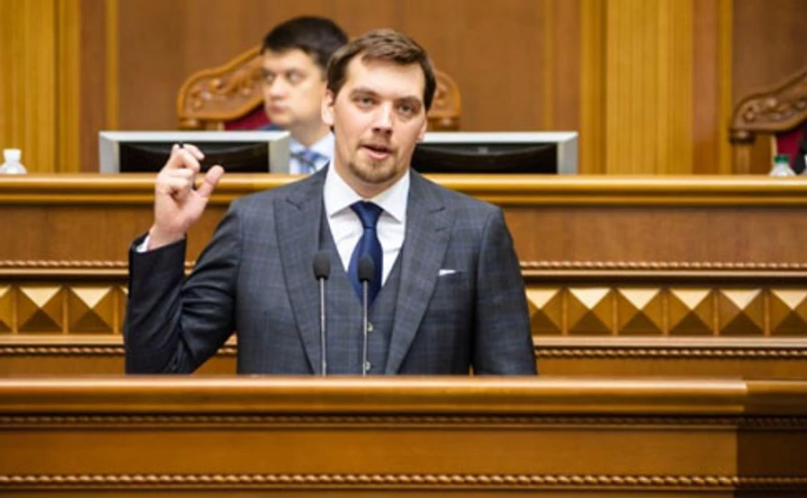 Нардепам роздали маніпулятивні тези для звільнення Гончарука та інших