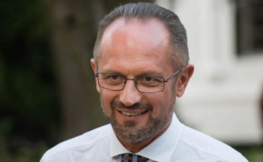 Зеленський видалив Безсмертного з мінських переговорів