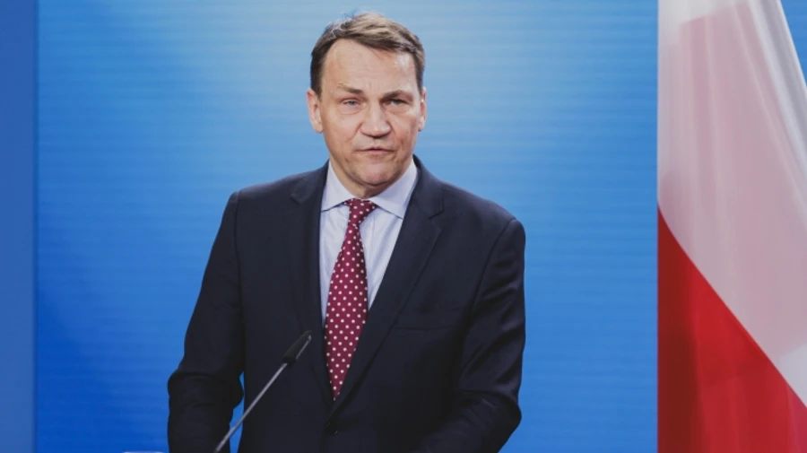 Сікорський наразі не бачить підстав для розриву дипломатичних відносин із Росією