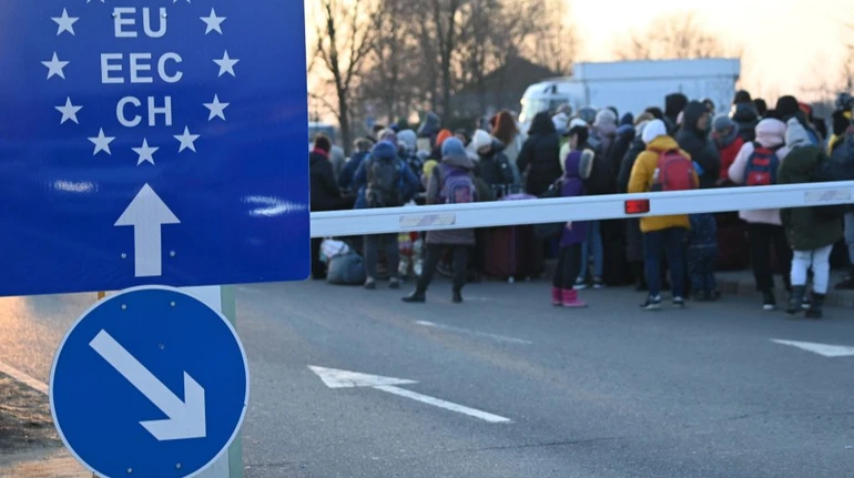 На кордоні з Польщею сповільнився рух через технічні роботи