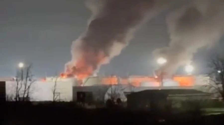 У Краснодарському краї РФ дрони атакували нафтобазу: спалахнула масштабна пожежа