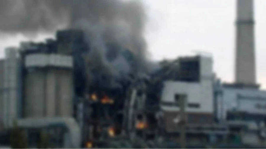 Russia hits Kherson thermal power plant with guided bomb, causing serious damage