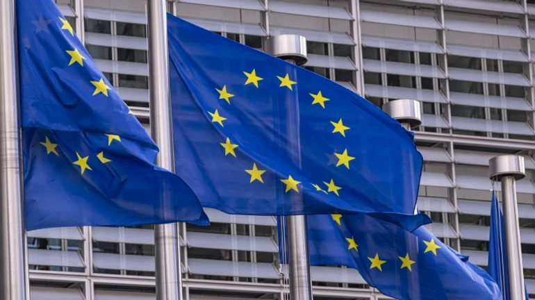 ЄС хоче перейти від Саміту миру до мирної конференції за участі Росії восени – Bloomberg