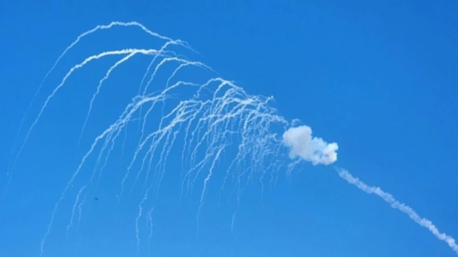 Ukrainian air defence downs Russian missile heading for Dnipro: debris causes fires