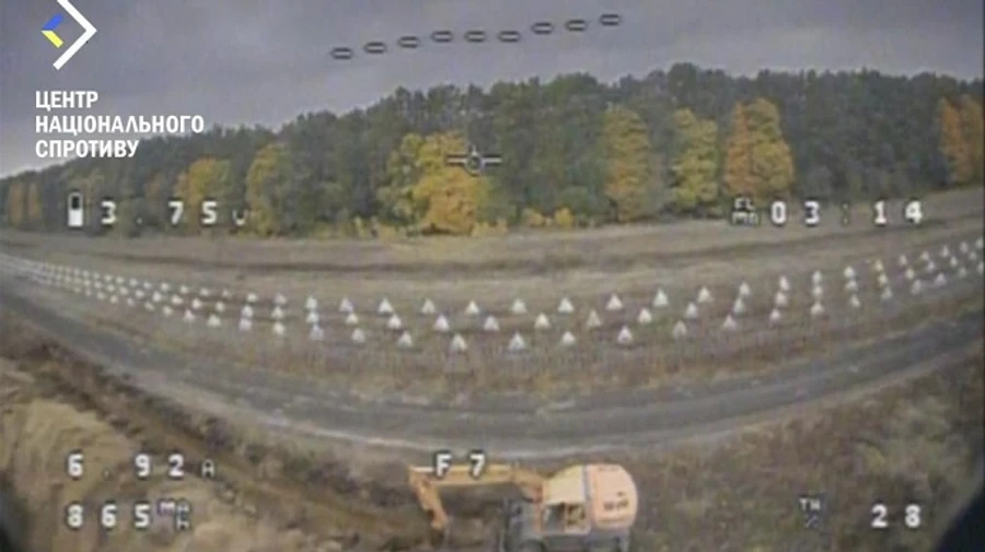 Russian partisans destroy equipment used for fortification construction on Ukraine's border 