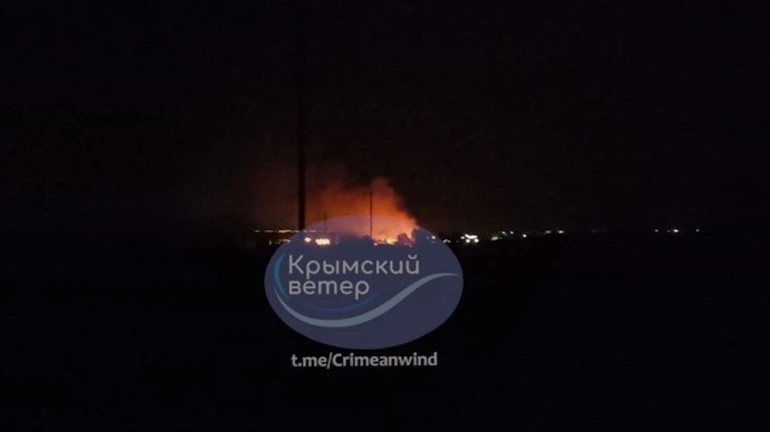 Large-scale drone attack on Crimea: explosions heard near military air bases – videos