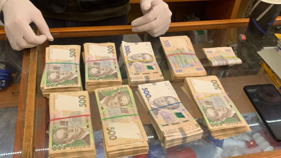 В Одесі вимагали відкат за ремонт казарм: майже півмільйонний хабар