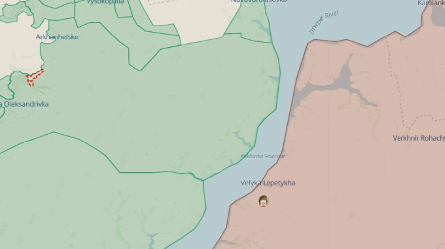 Херсонщина: россияне ударили по жилому дому, ранена женщина