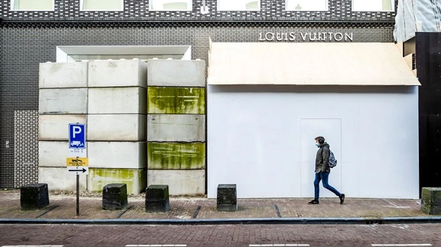 Нидерланды вводят локдаун на новогодние праздники