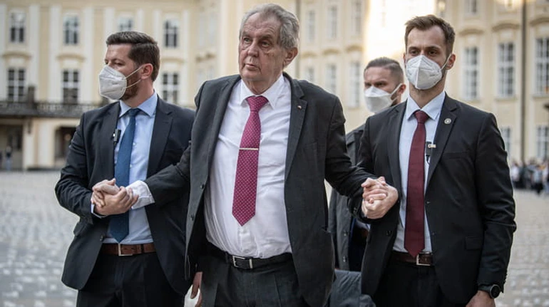 Земан йде ва-банк: чому проросійський президент Чехії отримав шанс на реванш