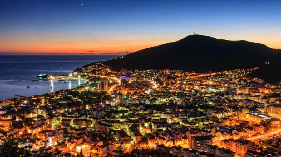 Черногория закрывает дискотеки и ночные клубы из-за роста заражений