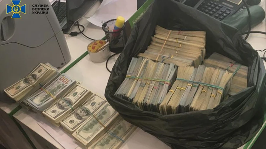 Зловмисники продали біодобавок від коронавірусу на $1 млн – СБУ