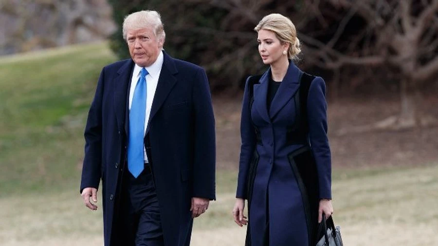 Помощница дочери Трампа заболела коронавирусом – CNN