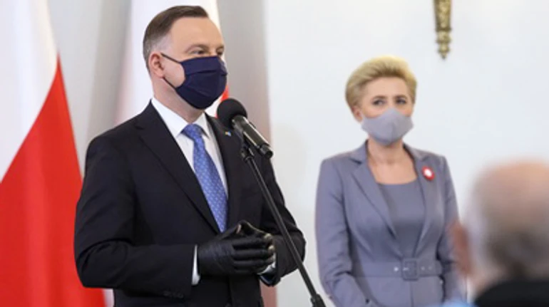 Вірус для президента: як вибори та епідемія заводять Польщу в глибоку кризу