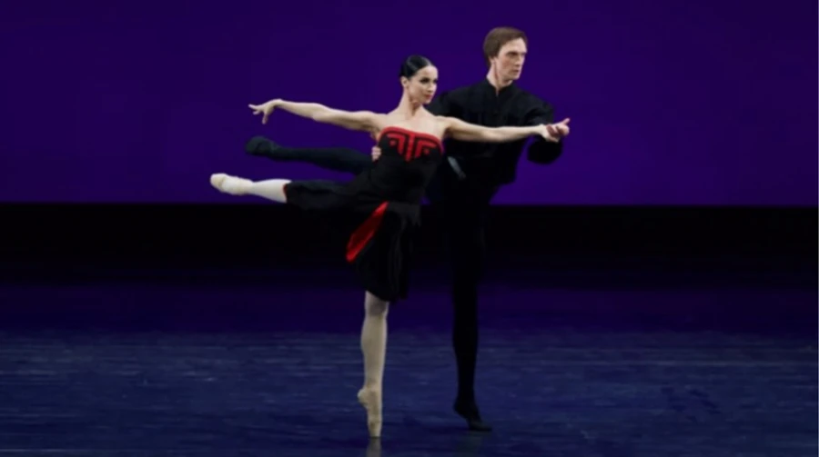 Премьеру Нацоперы Сергею Кривоконю аннулировали бронь после выступления в Лебедином озере