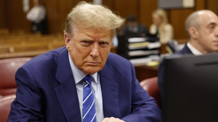 Трамп задремал на суде в Нью-Йорке - СМИ