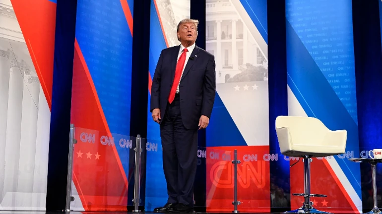 Trump refuses to call Putin a war criminal