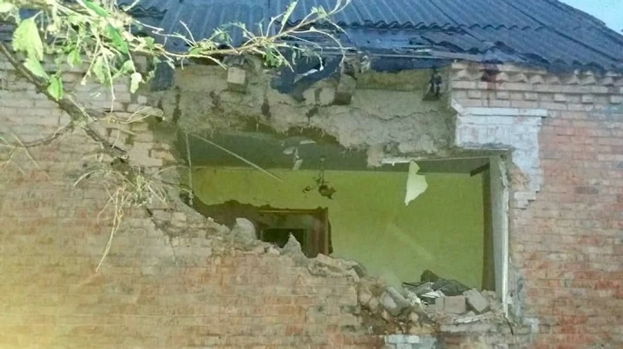 Russian forces attack two Dnipropetrovsk Oblast districts, injuring civilians