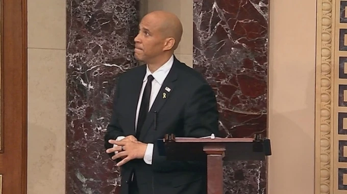 Сенатор-демократ раскритиковал Трампа в рекордной речи продолжительностью более 25 часов