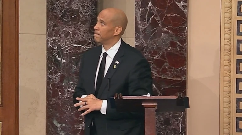 Сенатор-демократ раскритиковал Трампа в рекордной речи продолжительностью более 25 часов