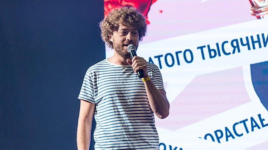 СБУ не продовжувала заборону на в'їзд російському блогеру Варламову