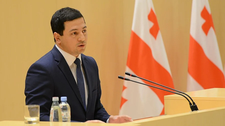 Спікер парламенту Грузії самоізолювався через коронавірус в охоронця