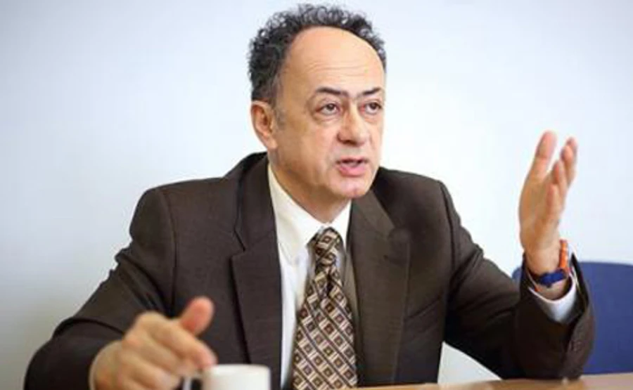 Посол ЄС: Якщо ви не бачите реформ в Україні – ви або ідіоти, або обмежені люди