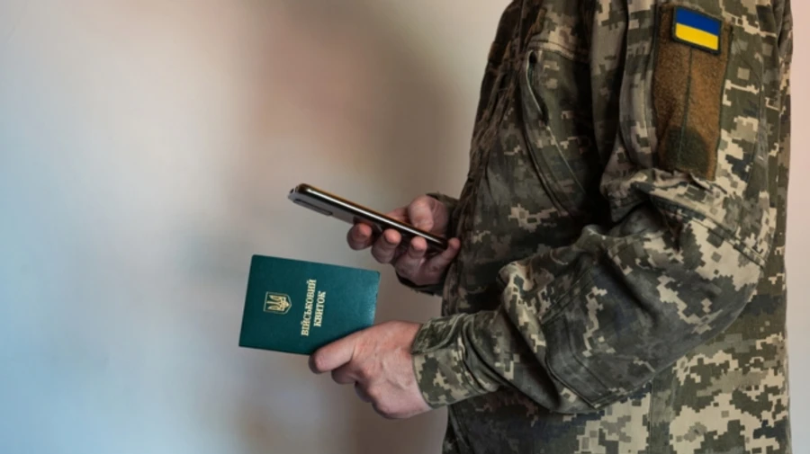 ДПСУ: Для виїзду за кордон чоловікам віком від 18 до 22 років потрібен буде військово-обліковий документ