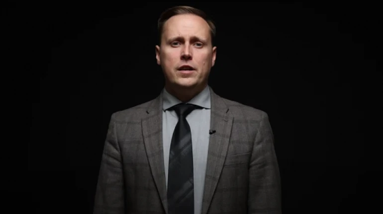 Детектив НАБУ Скомаров называет совпадением выезд семьи за границу на авто жены депутата Христенко