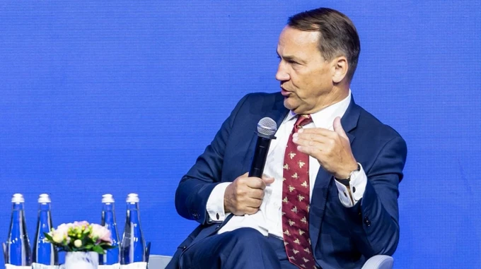 Глава МИД Польши: Мы передали Зеленскому, что худшее сейчас – это не бороться с коррупцией