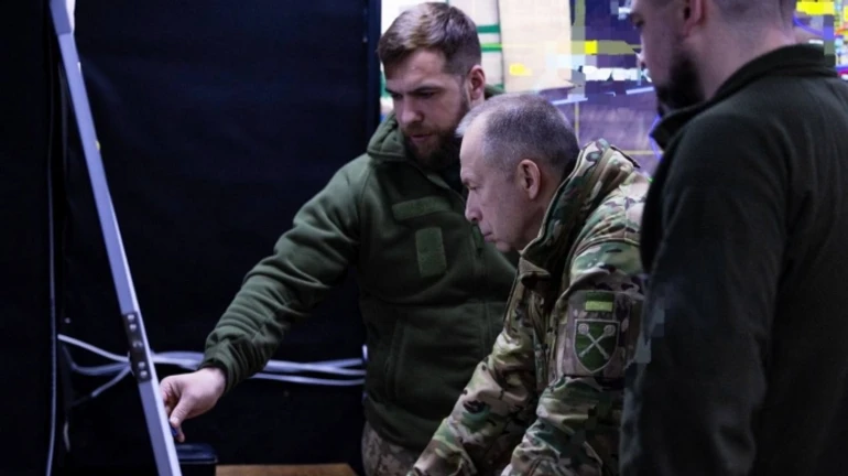 Сырский: На войне всегда не хватает людей и оружия. Воюем тем, что имеем