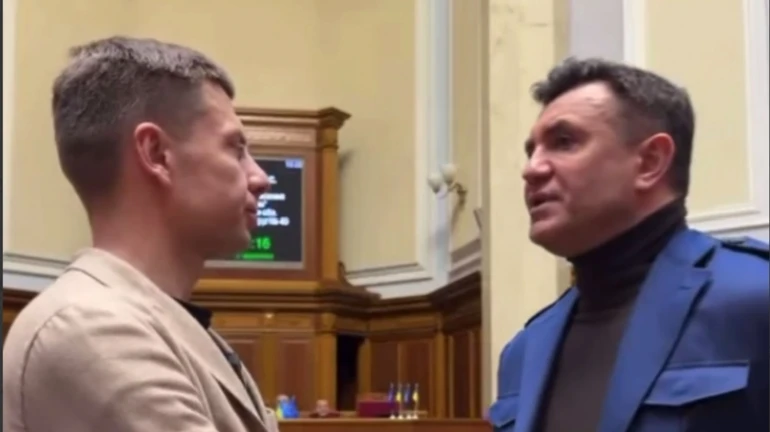 Тищенко з'явився на засіданні Ради та заявив, що припиняє боротись із кол-центрами